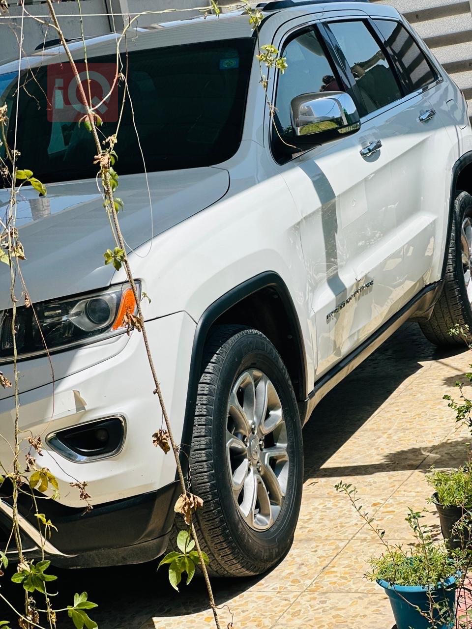 جيب جراند شيروكي